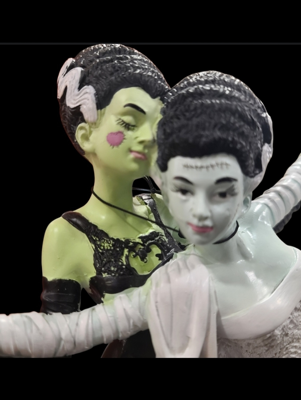 GOULISH Brides Of Frankenstein Dancing Figurine Viral LGBTQ Halloween Decor - Picture 5 of 7